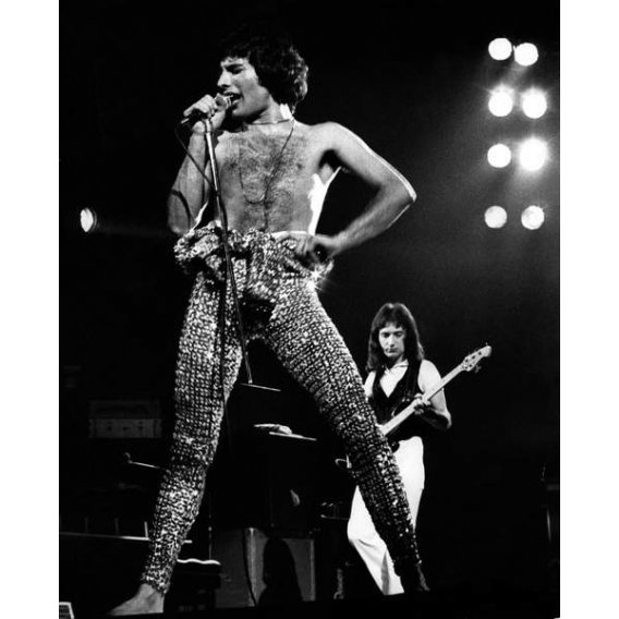 Freddie Mercury 11 de junio de 1977 - Londres.