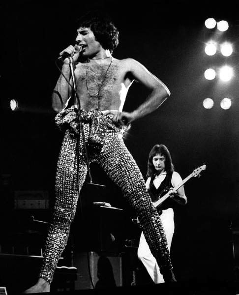 Freddie Mercury 11 de junio de 1977 - Londres.