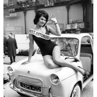 Lydiane Huet, "Miss Automobile" en el Motor Show