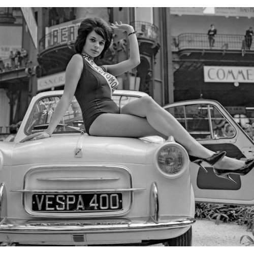 Lydiane Huet, "Miss Automobile" en el Motor Show