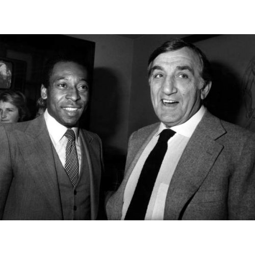 Lino Ventura con el futbolista Pelé en 1981