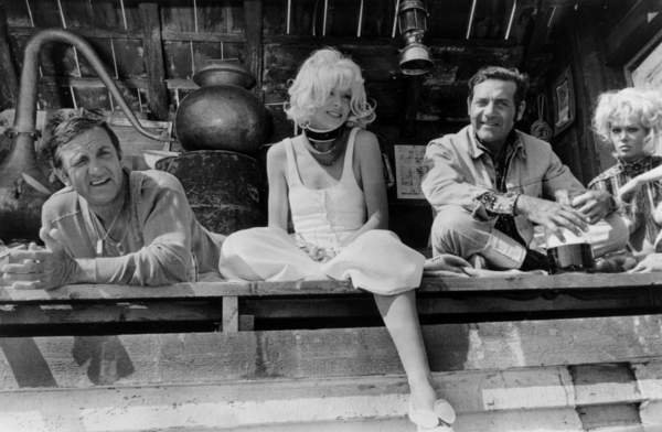 Lino Ventura, Mireille Darc y Jean Yanne
