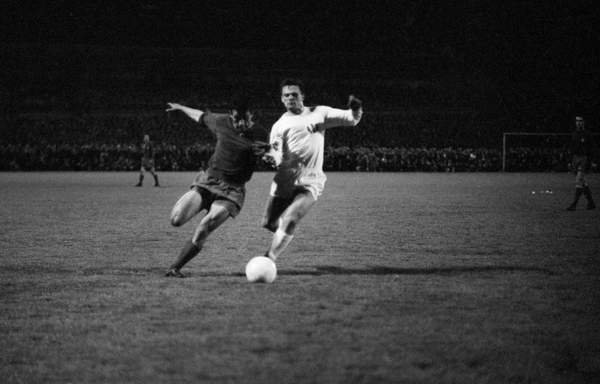 Copa de Campeones de Fútbol In, 1964 Fcz Real Madrid