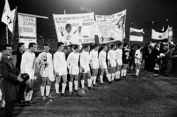 Copa de Campeones de Fútbol en 1964 Fcz Real Madrid