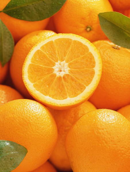 Cuadro -Oranges and cut orange, 1996, Norman Hollands
